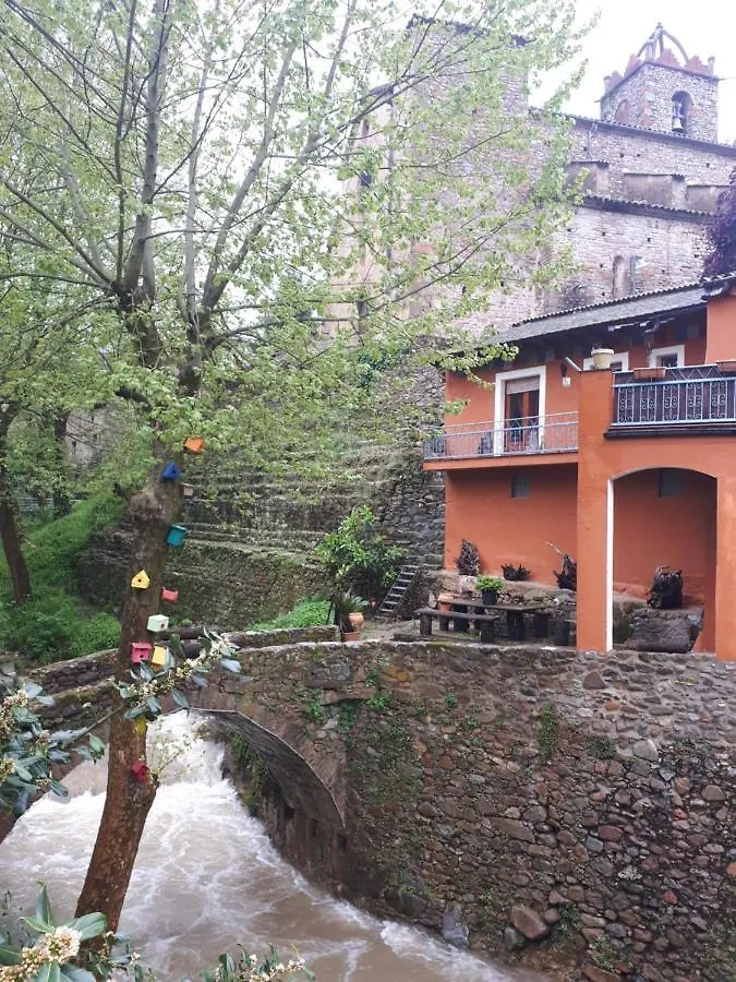 River house_Casa junto al río Osor
